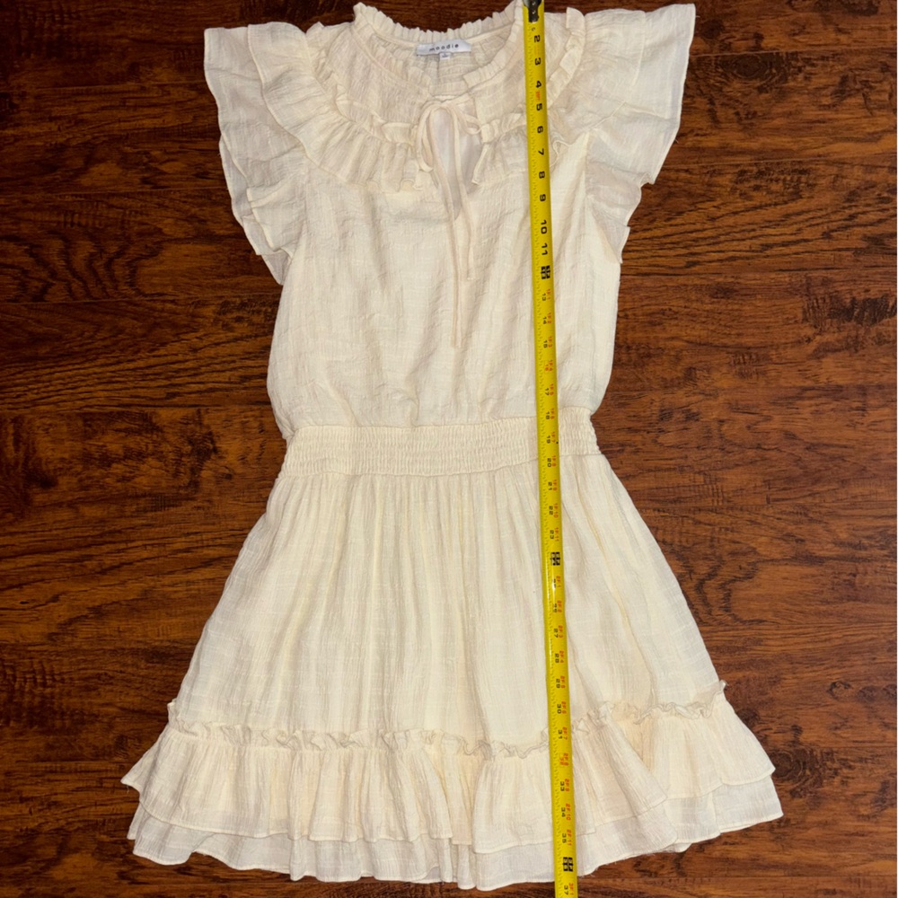Moodie Cream Ruffle Dress Women’s Darryl Style Flutter Sleeve Smocked Waist Mini - Picture 3 of 5